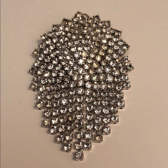 VINTAGE RHINESTONE BROACH - Picture 5 of 8